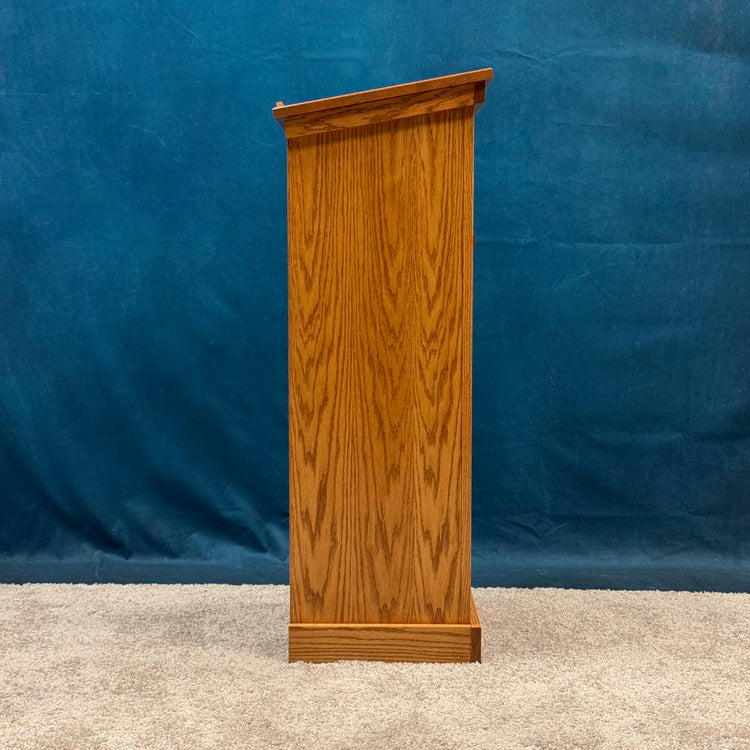 Assistant™ Handcrafted Oak Podium