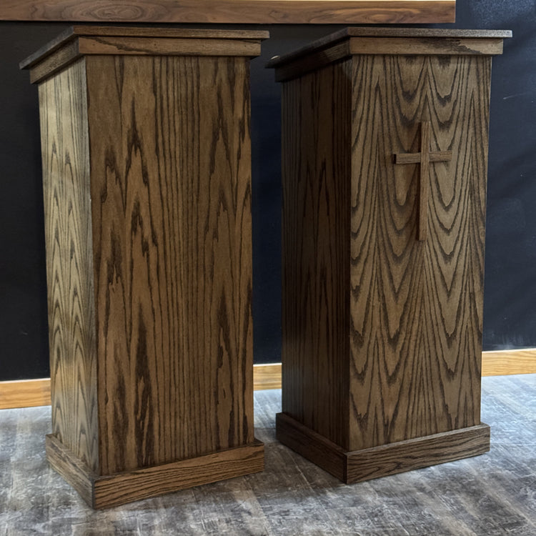 Assistant™ Handcrafted Oak Podium