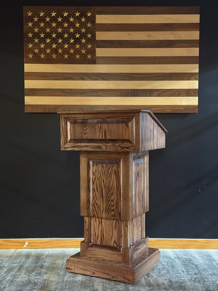 Counselor Lift™ Height Adjustable Podium