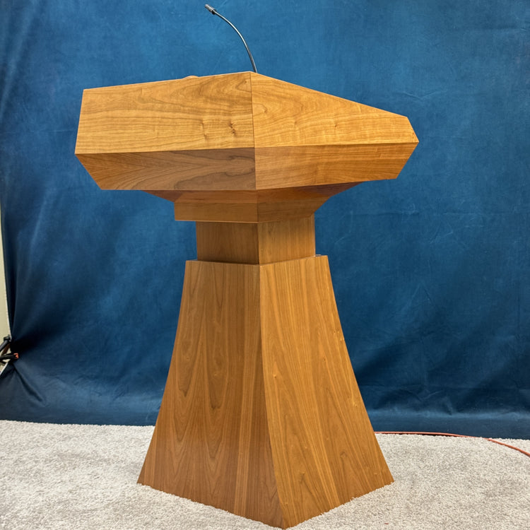 StatesMan AutoGlide™ – Premium Height-Adjustable Podium with AutoGlide™ Technology