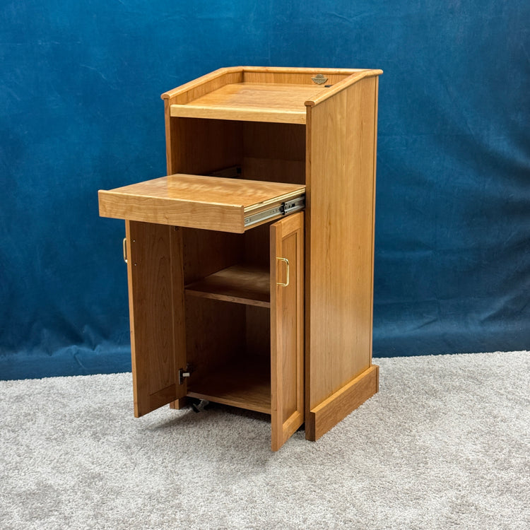 Collegiate™ Podium (CPD677) – Premium Solid Cherry Wood Lectern