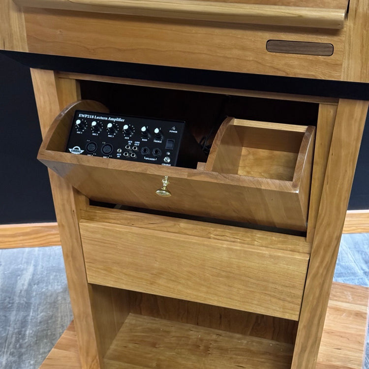 Presidential Plus Evolution™ – Large Sound Podium with Built-In Audio System