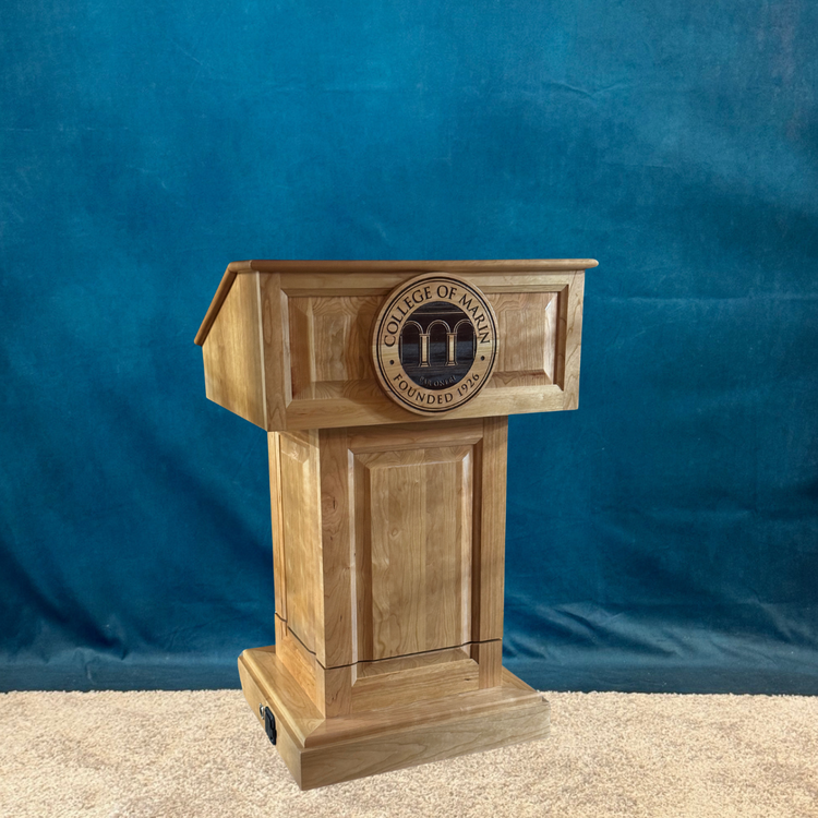 Counselor Lift™ Height Adjustable Podium