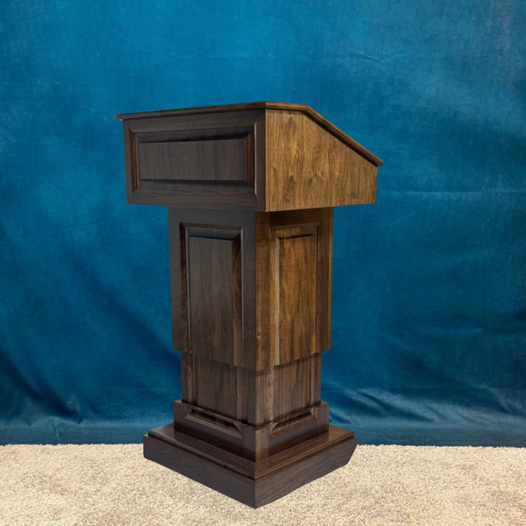Counselor Lift™ Height Adjustable Podium