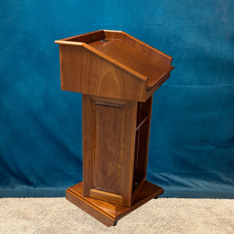 Counselor Swivel™ Rotating Hardwood Podium