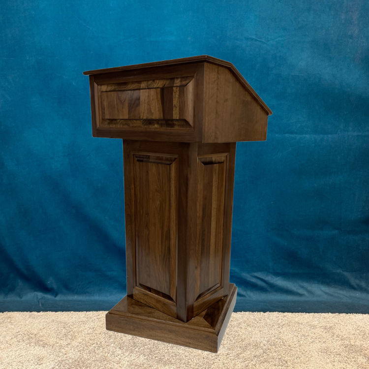 Counselor Swivel™ Rotating Hardwood Podium