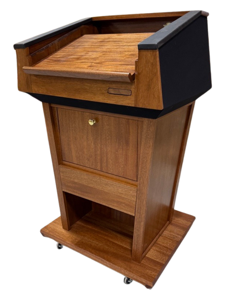 Presidential Plus Evolution™ – Large Sound Podium with Built-In Audio System