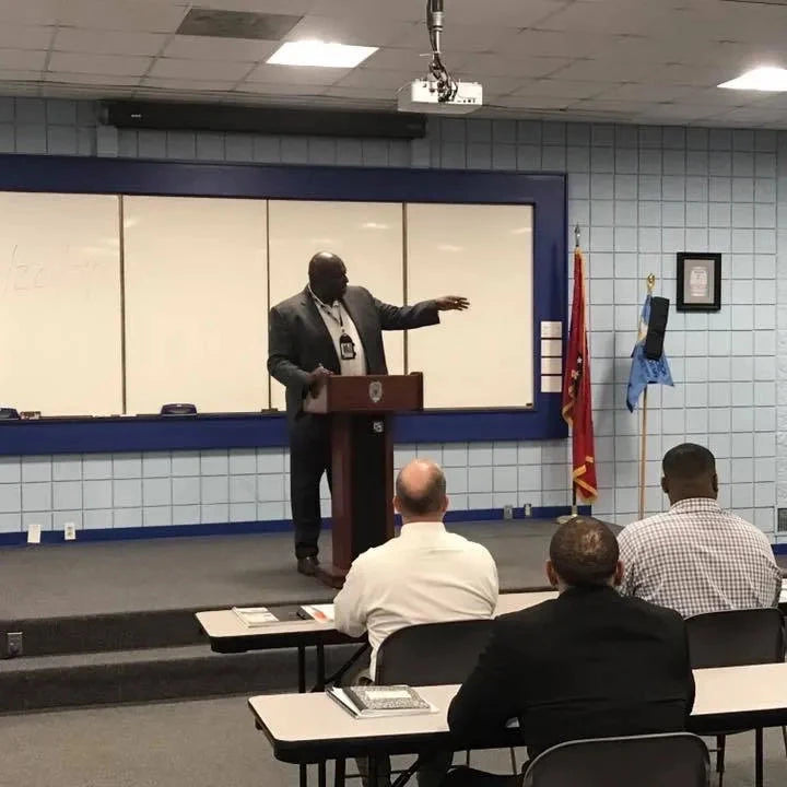 The Club - Portable Podium / Lectern