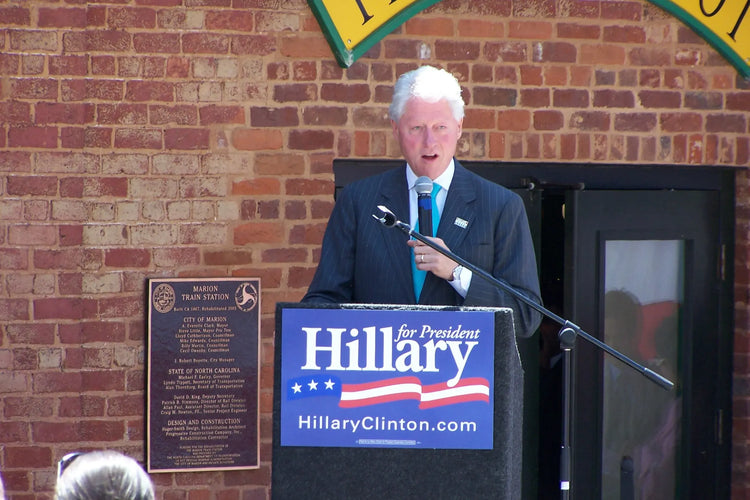 The Folding Portable Podium / Lectern